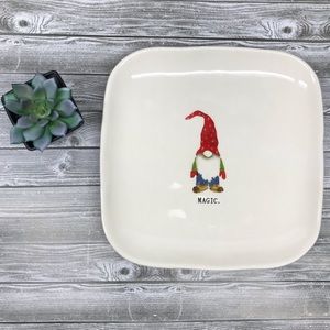 Rae Dunn Christmas gnome magic med square plate